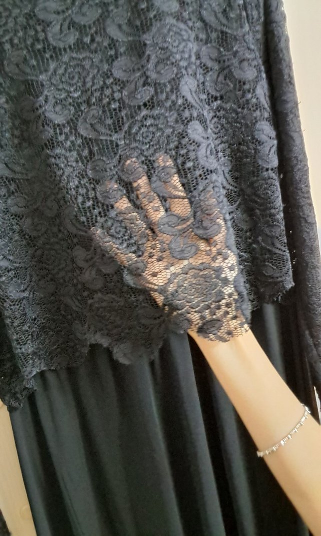 Siyah Dantel Detaylı Uzun Elbise - Görsel 3