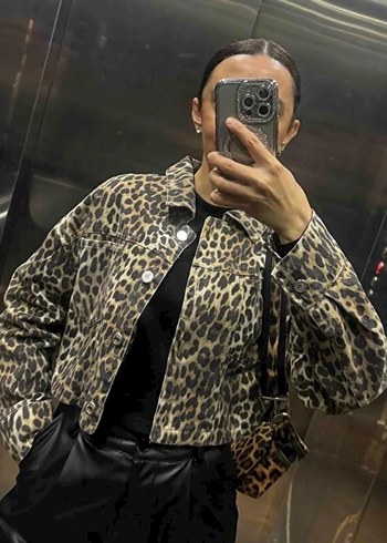 Düğmeli Leopar Desenli Kadın Ceketleri - Görsel 2