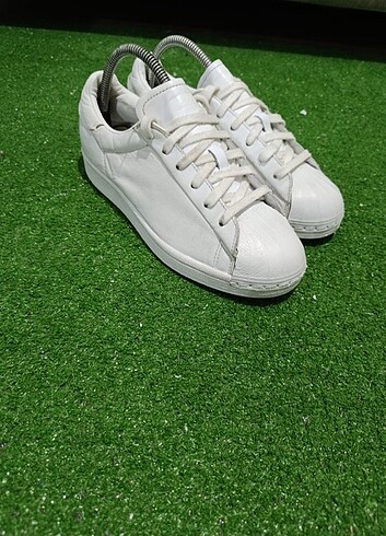 Adidas süperstar orjinal ayakkabı