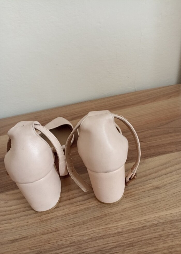 Topuklu sandalet - Görsel 2