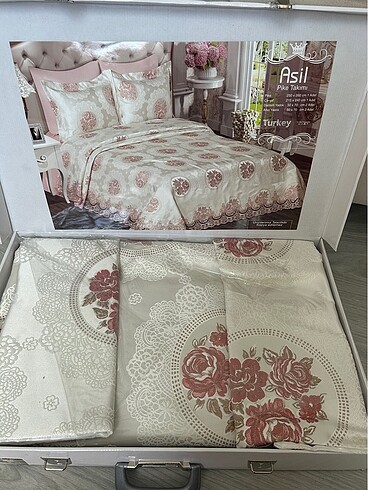 Çift kişilik pike takımı