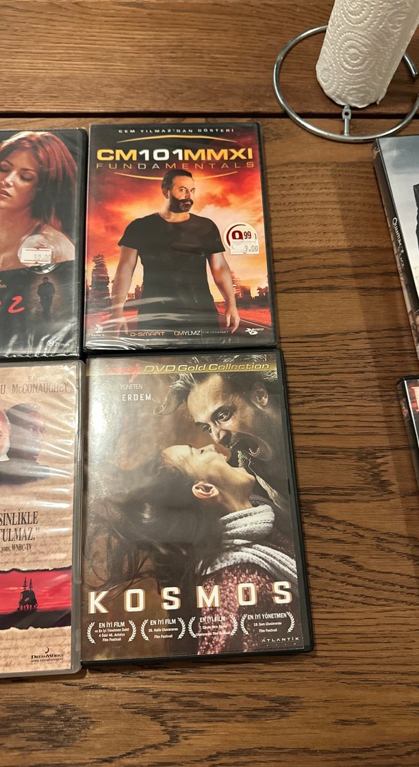 4 Film DVD Seti: 9 1/2 Hafta, Postacı, Amistad - Görsel 2