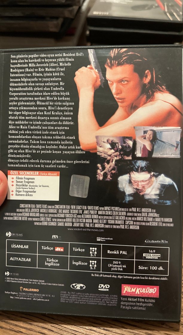 Resident Evil Ölümcül Deney DVD - Görsel 2
