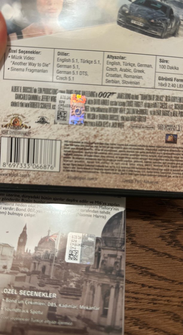James Bond 007 Skyfall ve Quantum of Solace DVD Seti - Görsel 3