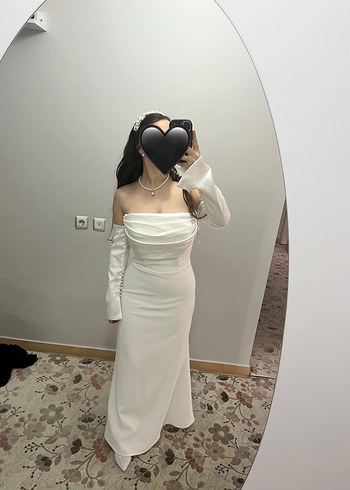 Uzun Kollu Straplez Beyaz nikah elbisesi