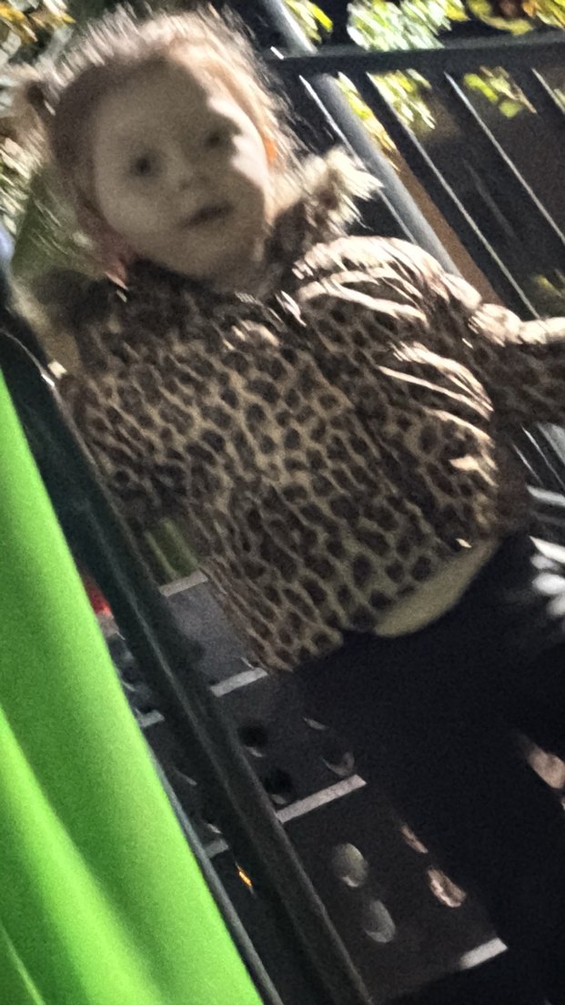 Kürk Detaylı Kahverengi Leopar Desenli Kız Mont - Görsel 2