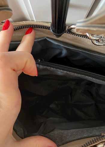 Diğer Zincir Detaylı Bej Deri Kadın Çanta