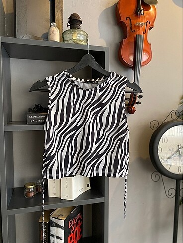 Zebra crop