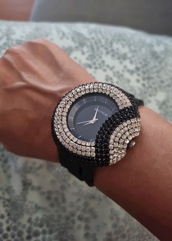 Koyu Siyah Taşlı Kadın Kol Saati - Görsel 6
