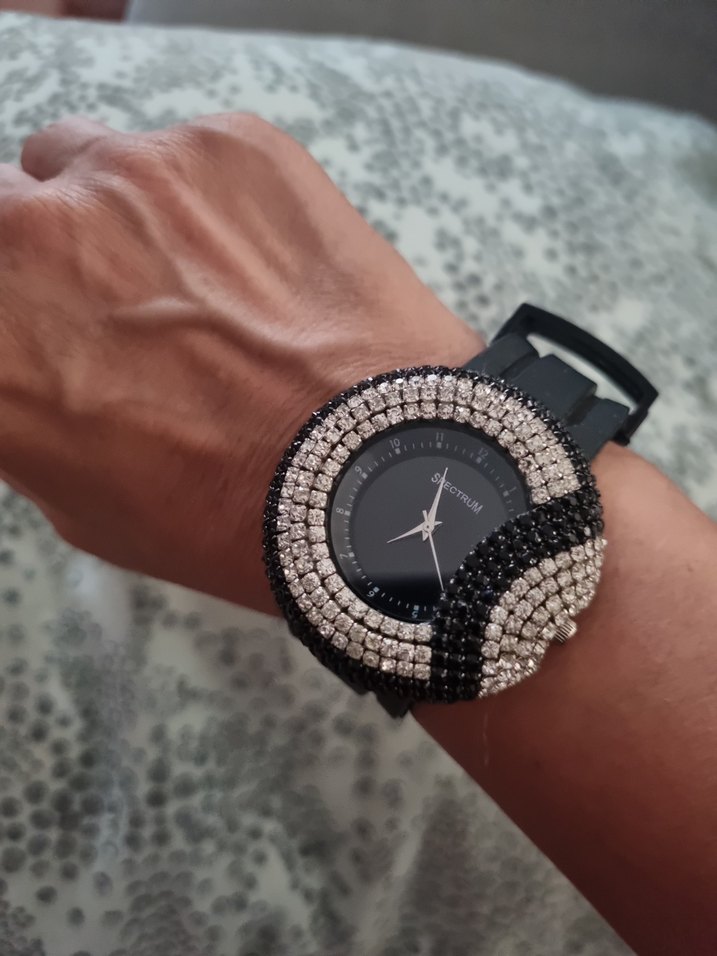 Koyu Siyah Taşlı Kadın Kol Saati - Görsel 5