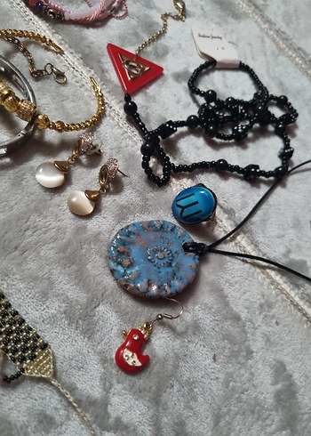 Beden Renkli Boncuklu Takı Seti çelik ,kristal,deri,miyoki,guess set