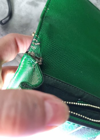 DERIMOD Yeşil Desenli Zincir Detaylı Çanta - Görsel 5