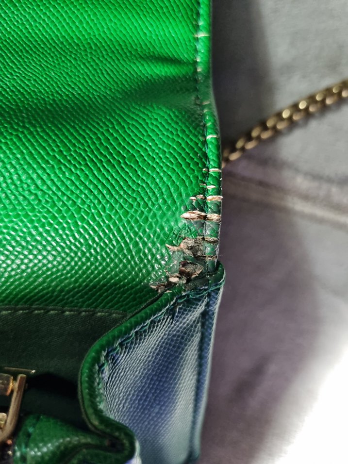 DERIMOD Yeşil Desenli Zincir Detaylı Çanta - Görsel 4