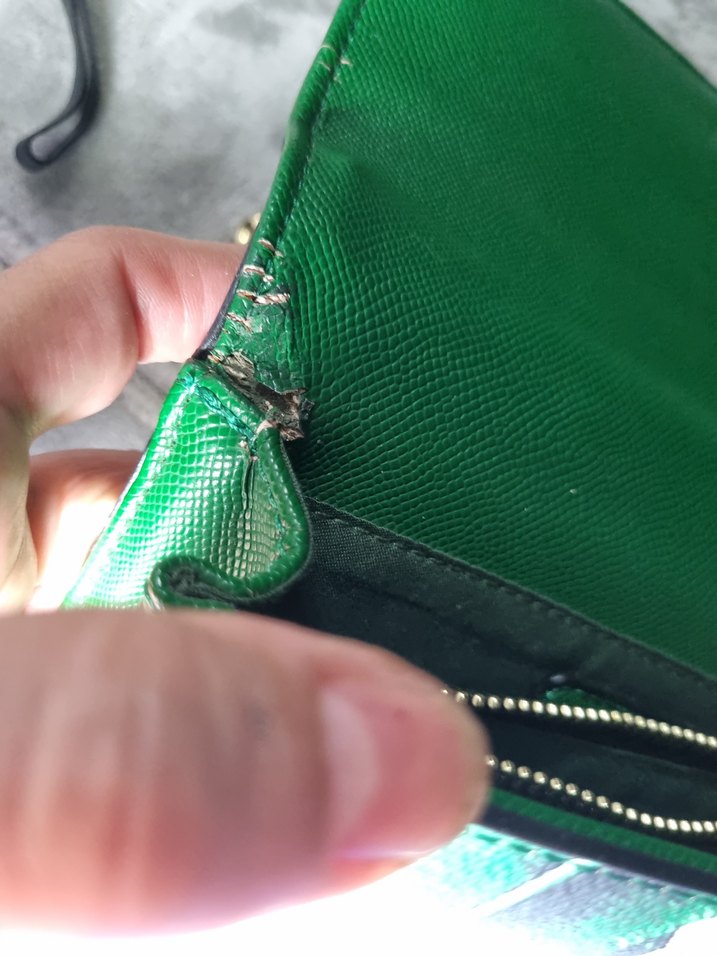 DERIMOD Yeşil Desenli Zincir Detaylı Çanta - Görsel 5