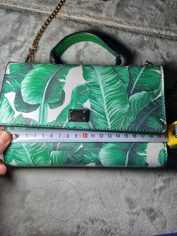 DERIMOD Yeşil Desenli Zincir Detaylı Çanta - Görsel 3