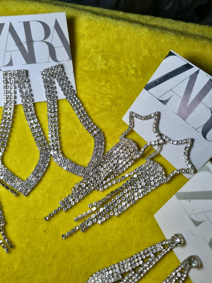 Zara  Uzun tasli Kadın Küpeler 0 urunler adet fiyatidir - Görsel 4