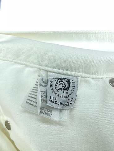 27 Beden beyaz Renk Diesel Jean / Kot %70 İndirimli.