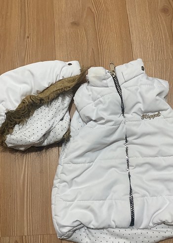 Kız erkek Çocuk Beyaz Kürklü Kapüşonlu Yelek - Görsel 2