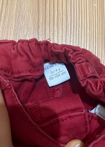 Bordo Düğmeli Erkek Şort - Görsel 3