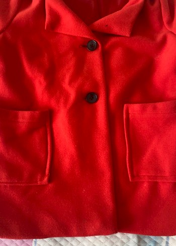 Düğmeli Kırmızı kaşe mont hazır gitim değildir - Görsel 3
