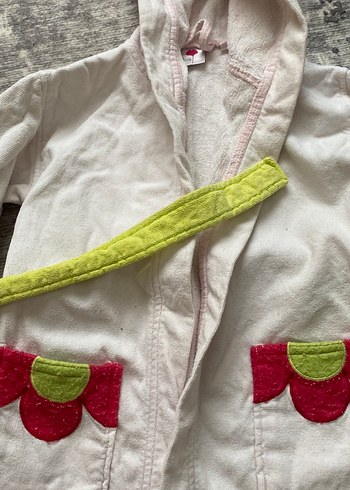 Nakışlı Kız Çocuk Bornoz - Görsel 2