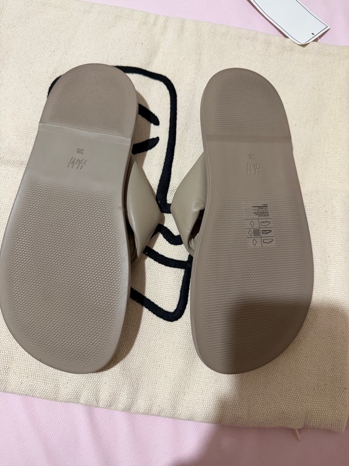 H&M terlik - Görsel 3