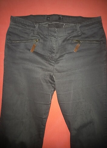 Zara düğme detaylı gri pantolon