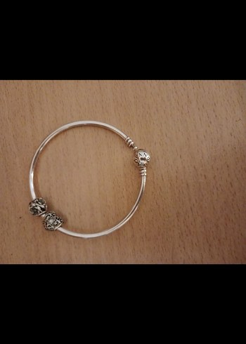 Beden gri Renk Pandora gümüş bileklik charmlı
