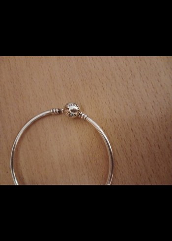 Beden Pandora gümüş bileklik charmlı