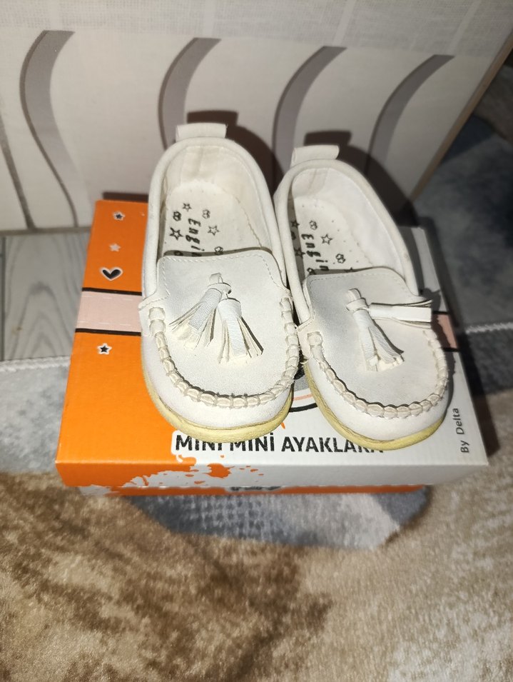 Beyaz Erkek Çocuk Püsküllü Loafer - Görsel 2