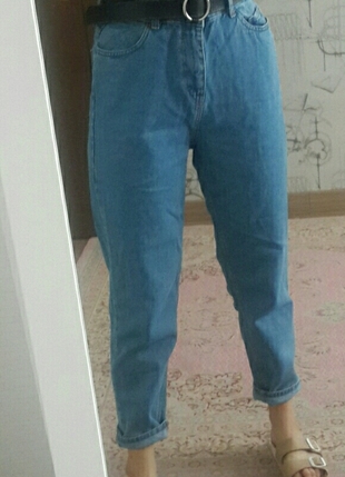mom jean 