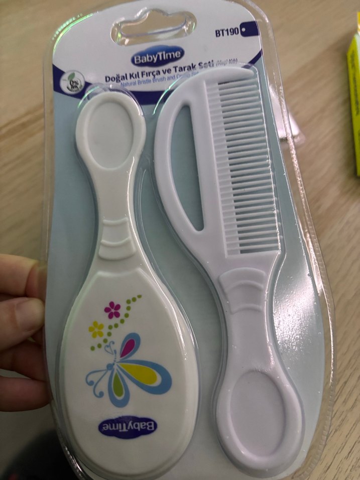 Bebek Bakım Seti: Tarak, Tırnak Makası ve Dijital Termometre - Görsel 2