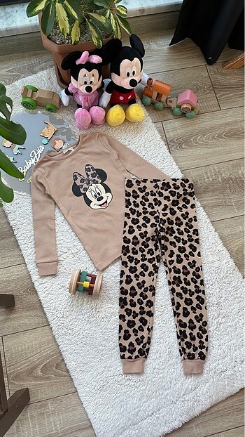 H&M Mickey takım