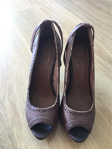 39 Beden kahverengi Renk Dolgu topuk ayakkabı h&m ispanya orjinal