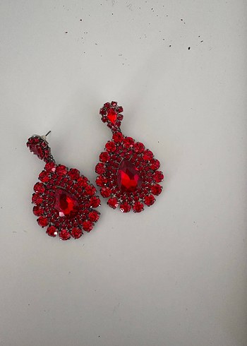 Kırmızı Payetli Midi Küpe