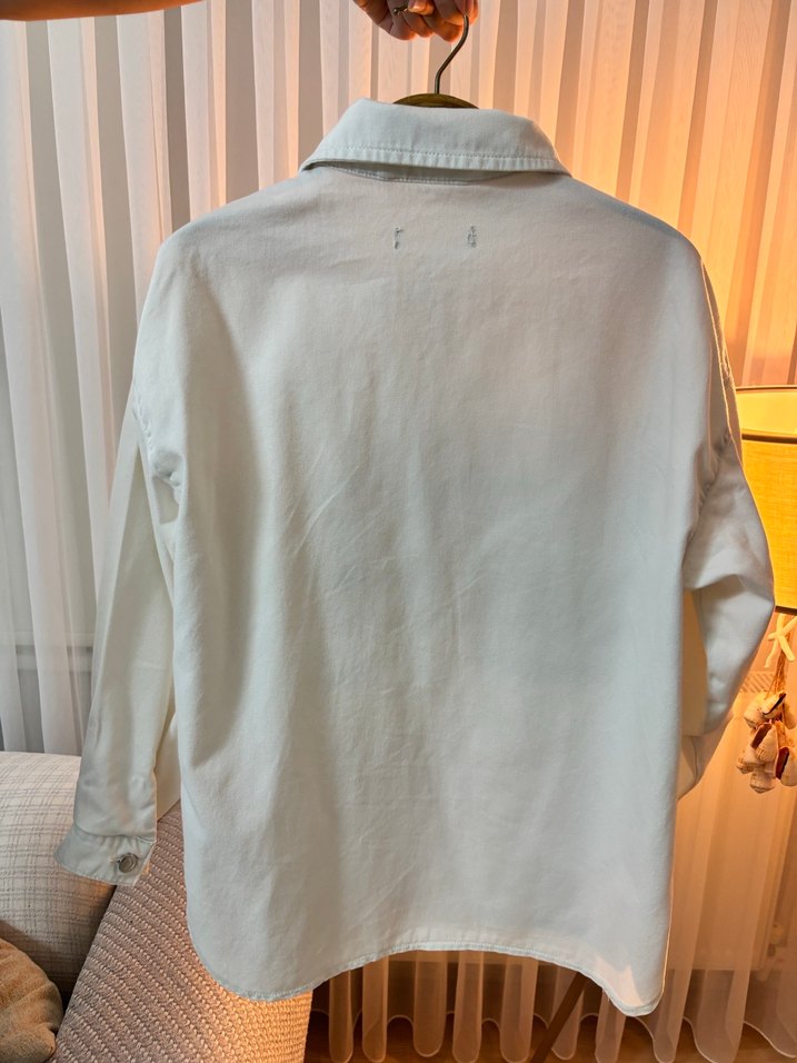 Düğmeli Beyaz Pamuklu Kadın Gömlek - Görsel 2