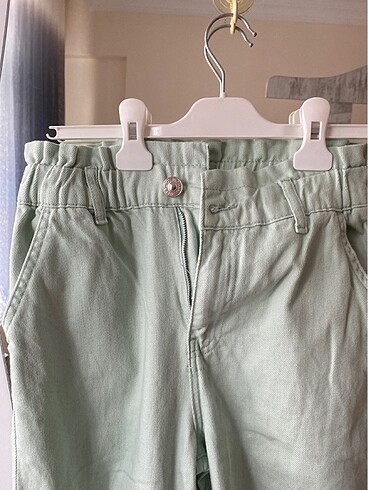 34 Beden yeşil Renk pantalon