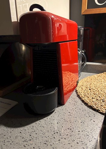 NespressoD45 Essenza Plus Kahve Makinesi