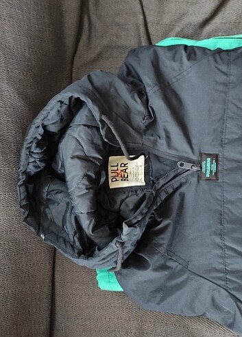 s Beden Pull and bear rüzgarlık / yağmurluk