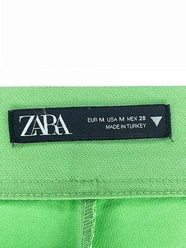 m Beden yeşil Renk Zara Kumaş Pantolon %70 İndirimli.