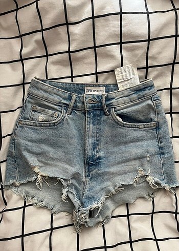Zara Kadın Mini Şort