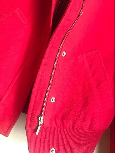 34 Beden kırmızı Renk Kısa ceket