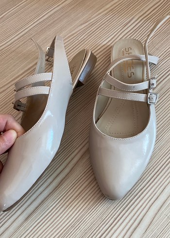 Diğer Diger Bej Stiletto Topuklu Kadın Ayakkabı