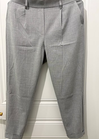 Gri Kadın Kumaş Pantolon Kemerli Midi Boy - Görsel 2