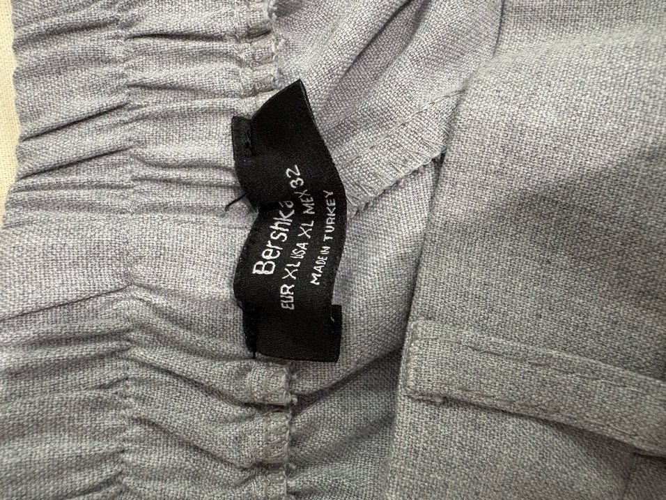 Gri Kadın Kumaş Pantolon Kemerli Midi Boy - Görsel 4