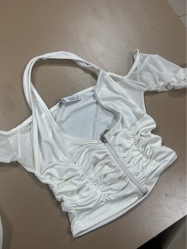 Zara dantel detaylı crop