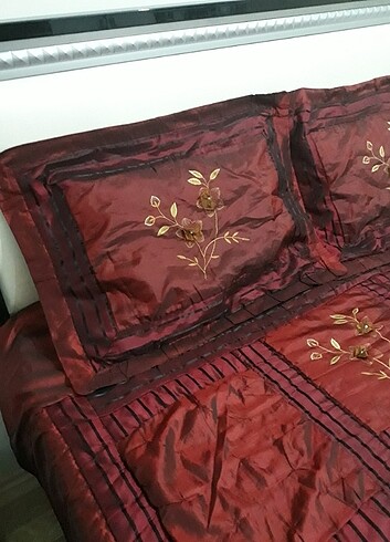 Beden bordo Renk Yatak örtüsü