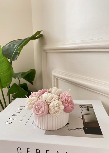 Diğer Pastel Pembe Çiçek Kokulu Mum
