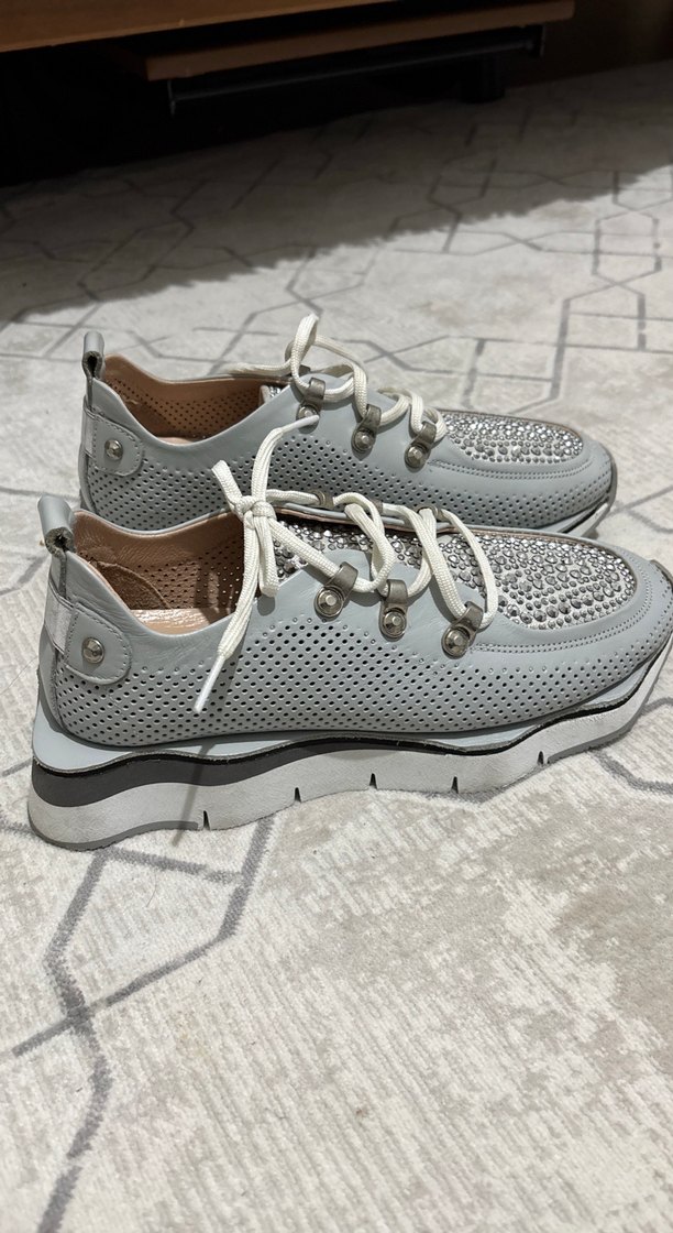 Gri Payetli Dolgu Topuklu Spor Ayakkabı - Görsel 2