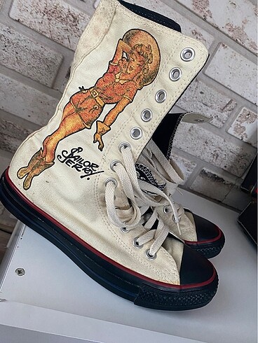 CONVERSE